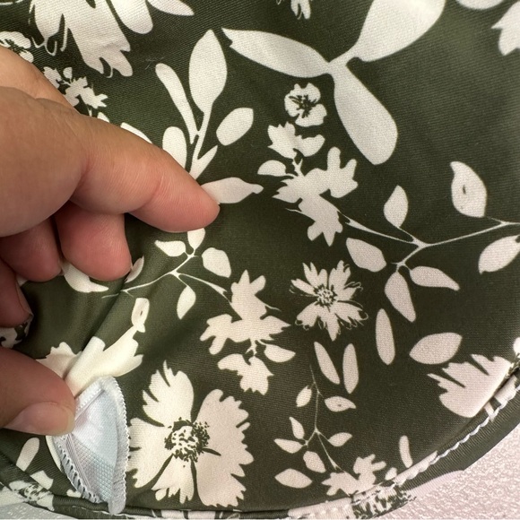 Zaful | Green Floral Bikini Set - Picture 5 of 6